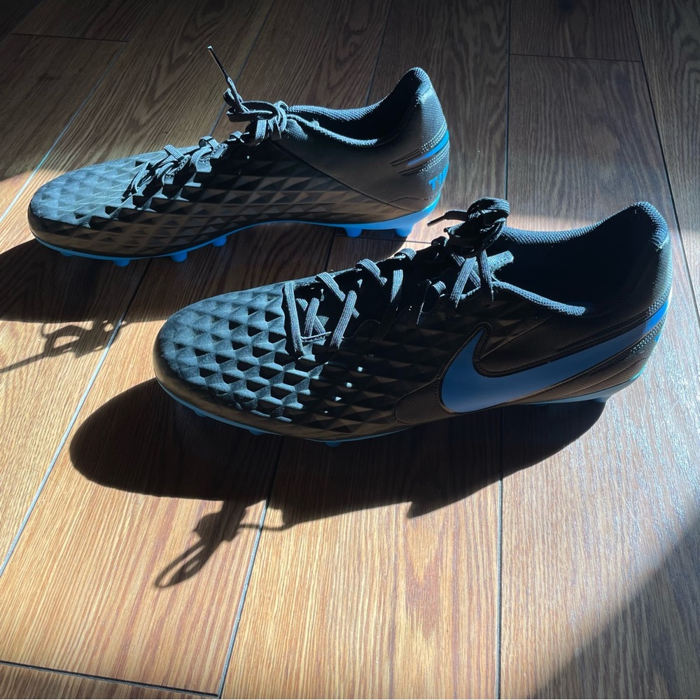 Nike Tiempo Cleats NWT Men’s 13